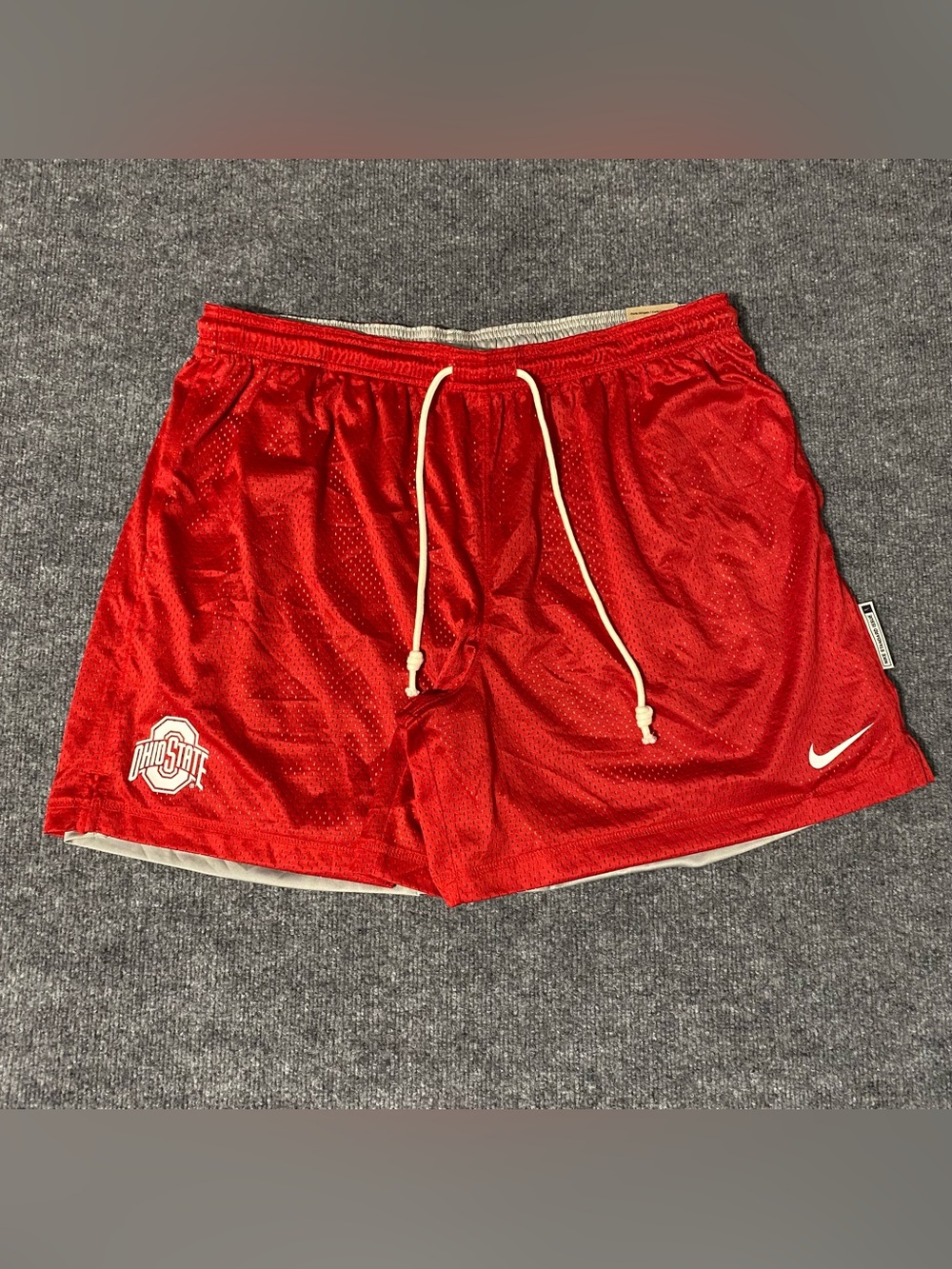 Nike Ohio State Buckeyes Standard Issue Reversible Mens 2XL Shorts NWT